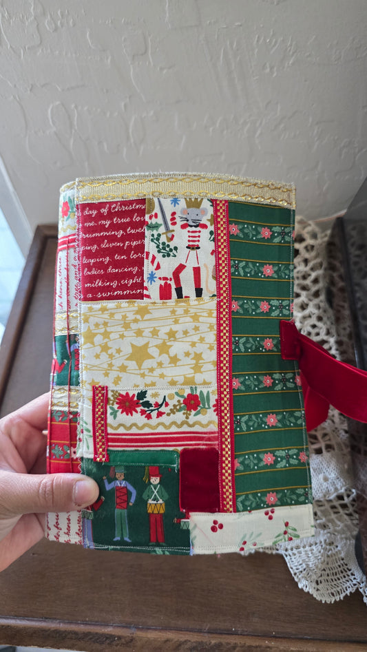 Traditional Christmas Junk Journal